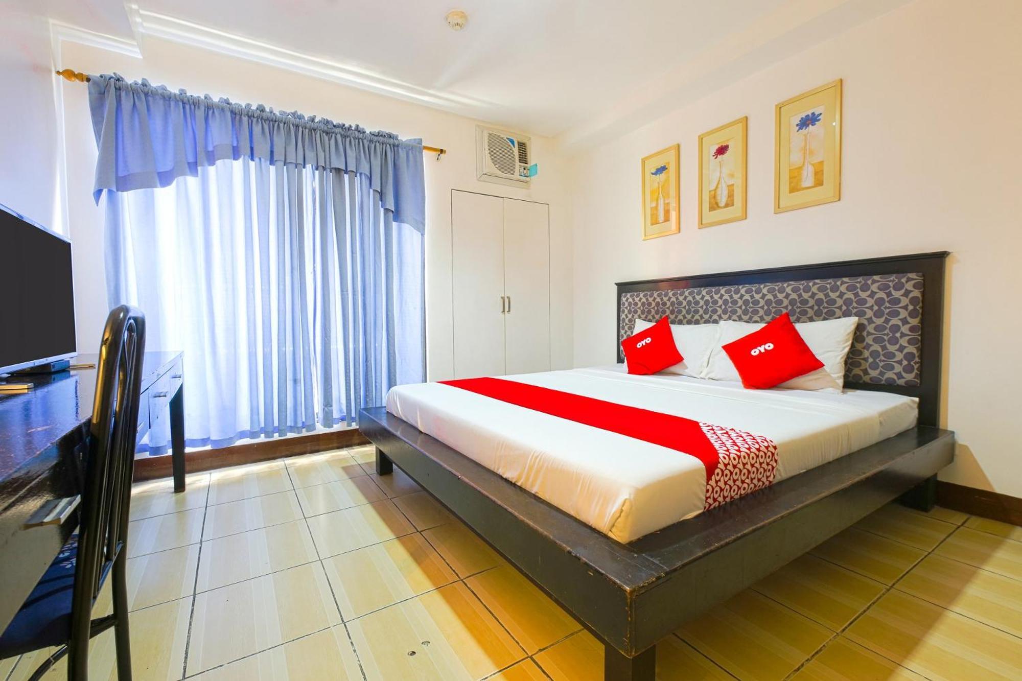 Oyo 769 Poblacion Suites Polaris Makati City Екстер'єр фото